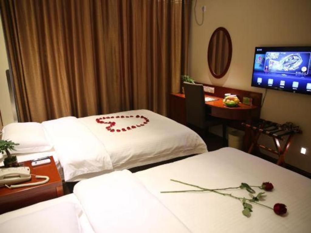 Greentree Inn Bole Wanxianghui Express Hotel Εξωτερικό φωτογραφία