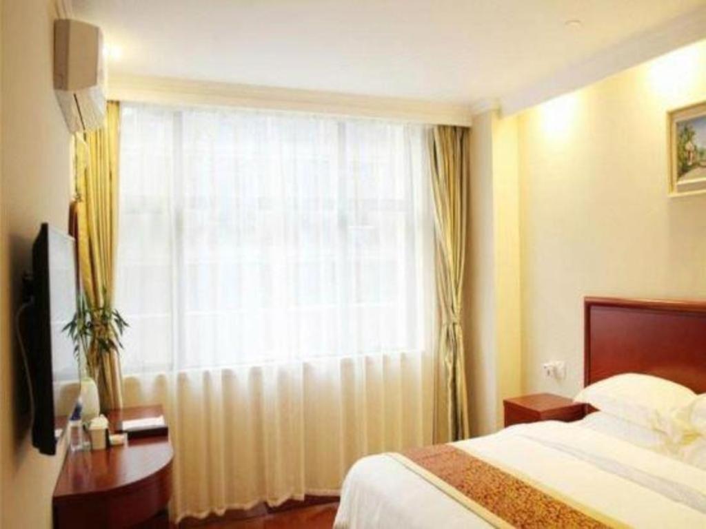 Greentree Inn Bole Wanxianghui Express Hotel Εξωτερικό φωτογραφία