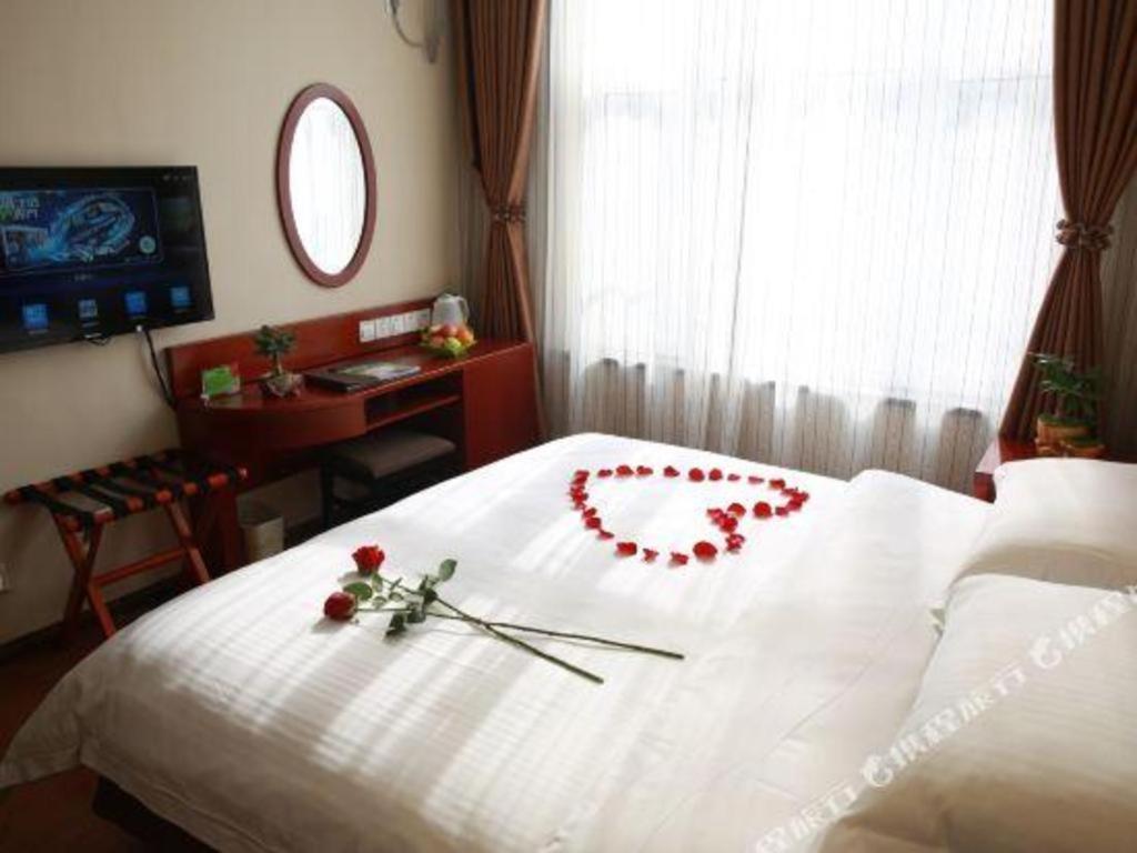Greentree Inn Bole Wanxianghui Express Hotel Εξωτερικό φωτογραφία