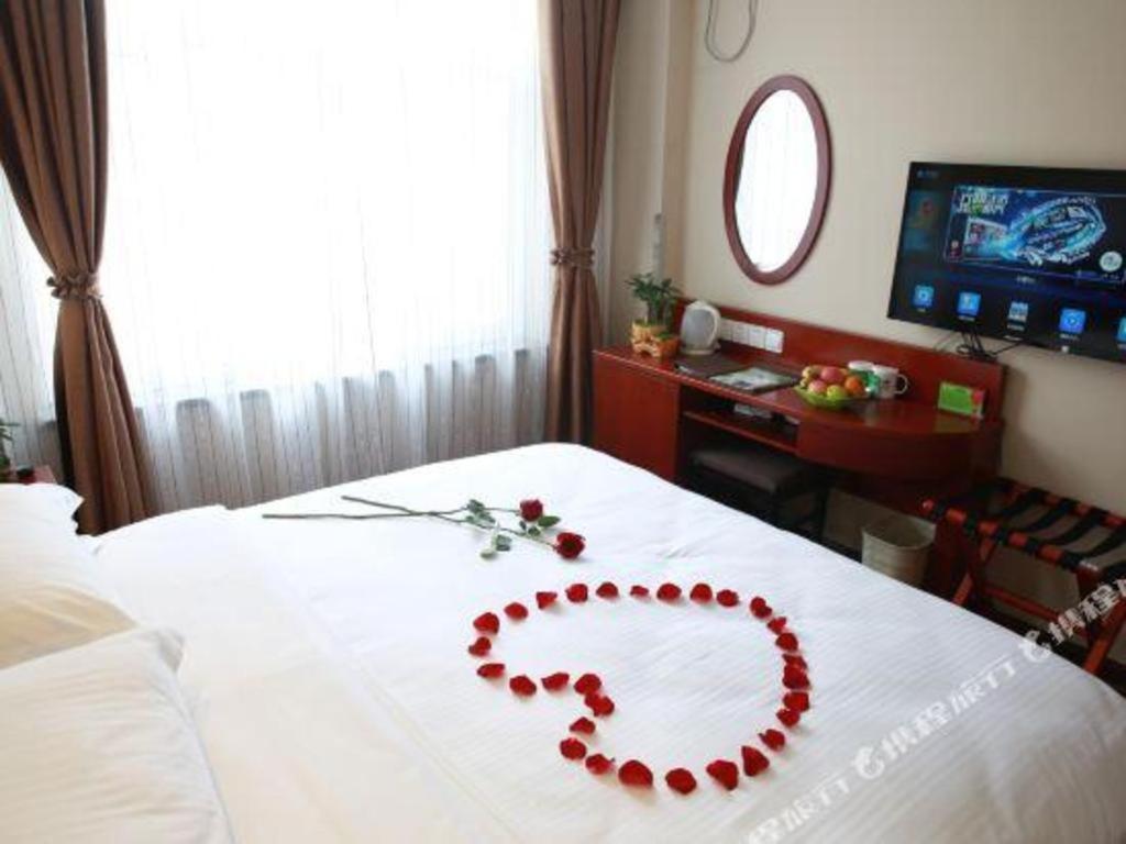 Greentree Inn Bole Wanxianghui Express Hotel Εξωτερικό φωτογραφία