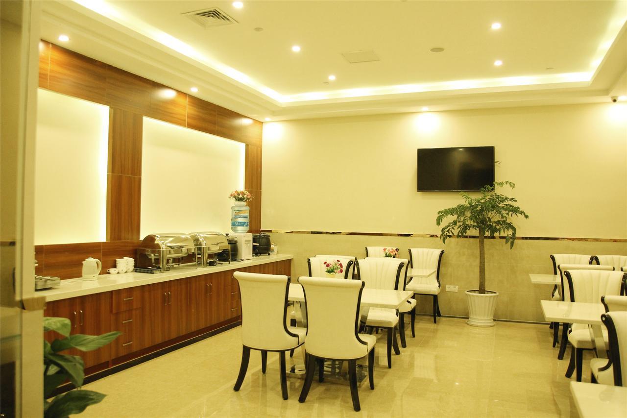 Greentree Inn Bole Wanxianghui Express Hotel Εξωτερικό φωτογραφία